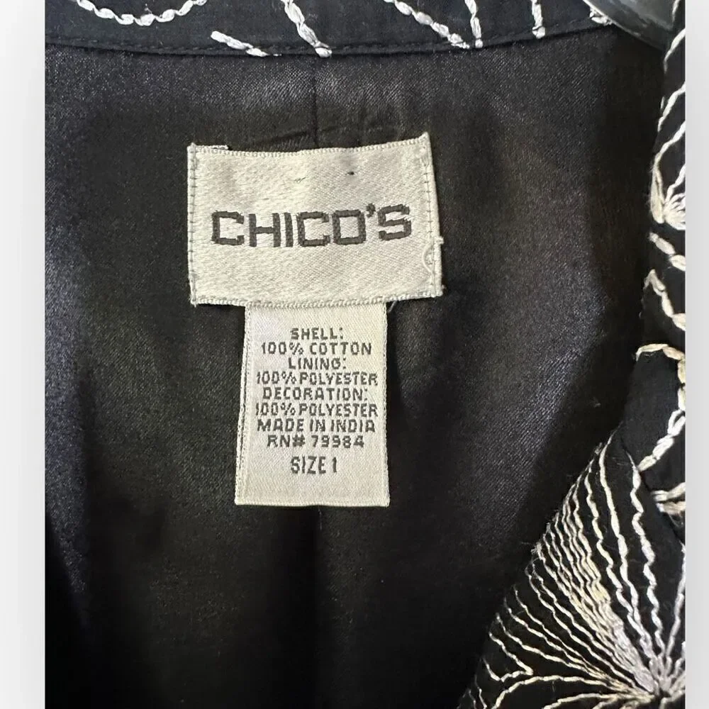 Chico's Black/white floral embroidered blazer jacket woman’s size 1